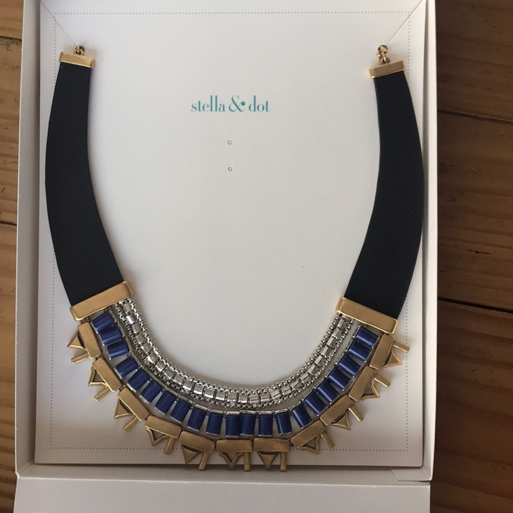 Stella & Dot Natalie necklace